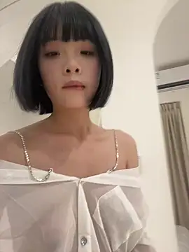 qiqi x online show from 01-14-26, 12:33