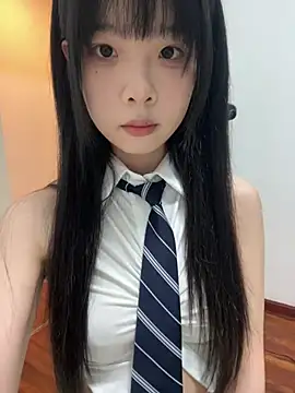 qiqi x online show from 05-17-26, 08:34