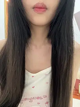 qiqi x online show from 06-27-26, 03:28