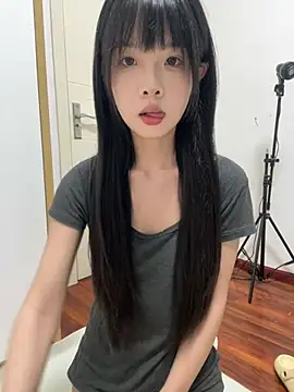 qiqi x online show from 07-03-26, 12:33