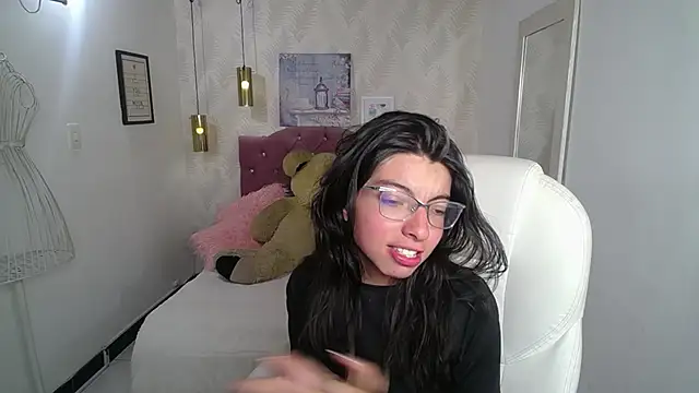 alllyson  online show from 12-04-25, 08:06