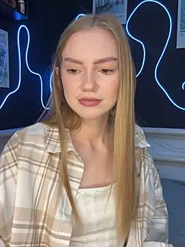 MilaMoone online show from 10-30-25, 10:49