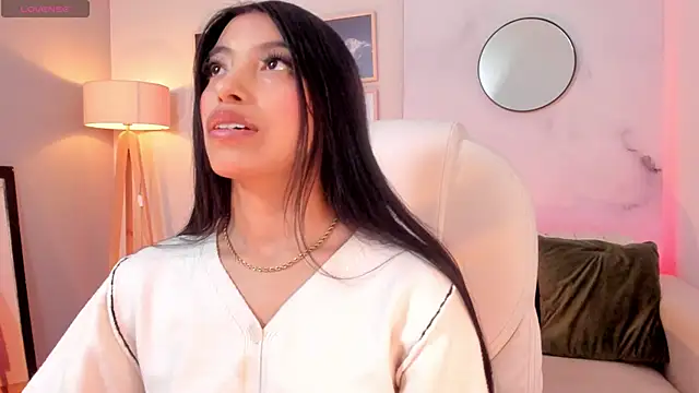 Tiffany Low online show from 02-09-26, 01:04