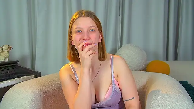 BeatriceBinoche online show from 03-15-26, 06:30