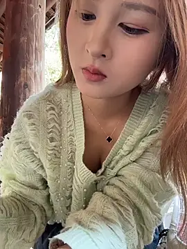 yuki june online show from 03-29-26, 08:58