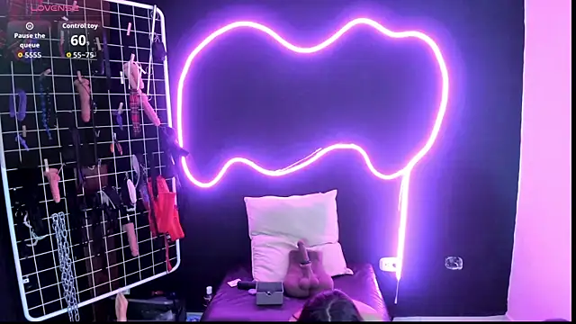 Mistress Megan BDSM online show from 11-06-25, 07:26