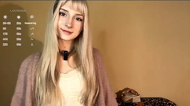 FridaAaberg online show from 11-09-25, 07:17