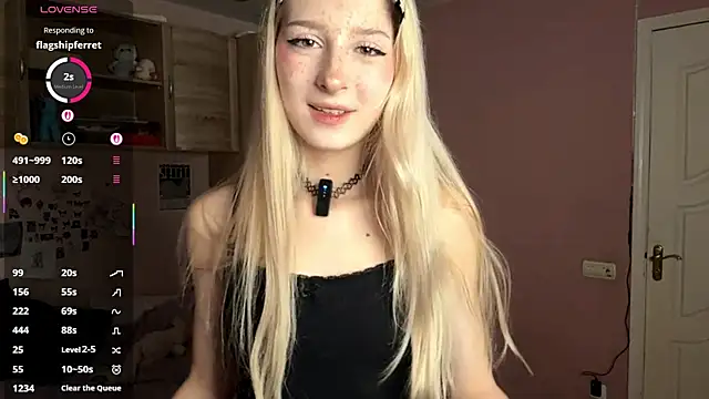 FridaAaberg online show from 11-30-25, 07:45