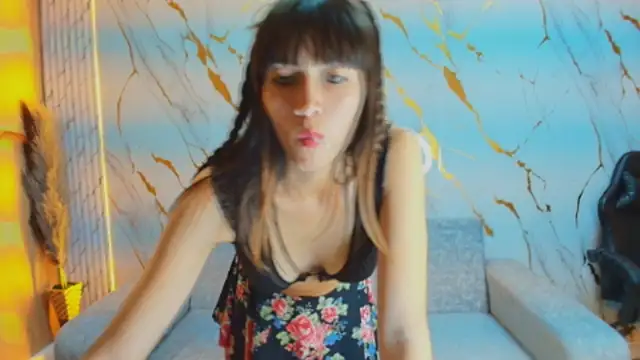 Snapshot of Isabella_Blondetf chatting on 10-29-25, 07:48 Isabella Blondetf online show from 10-29-25, 07:48