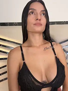 MiaKane99 online show from 02-26-26, 03:49