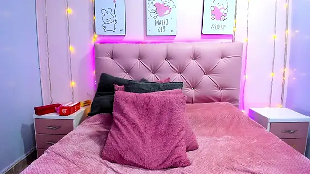 Issaa Tyler online show from 02-03-26, 06:40