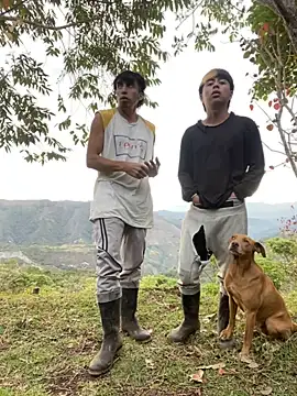 Snapshot of sky-wolves chatting on 10-01-25, 10:38 sky-wolves online show from 10-01-25, 10:38