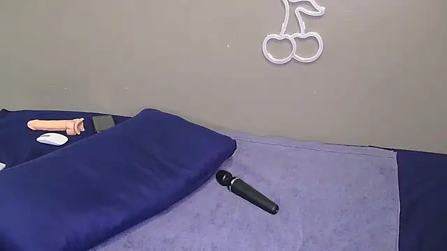 Serafynn online show from 01-10-26, 02:08