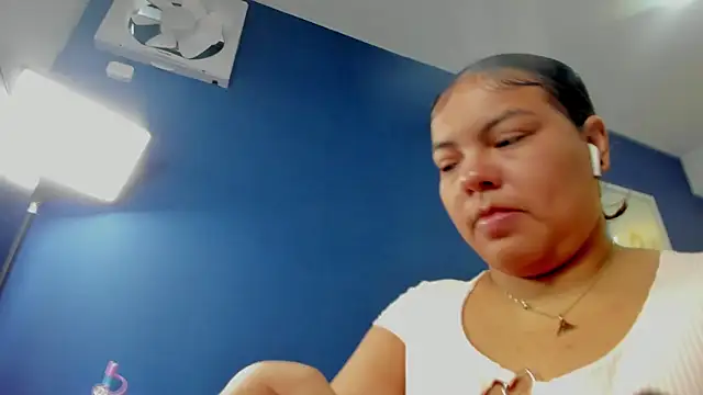 freya cole  online show from 10-09-25, 11:41