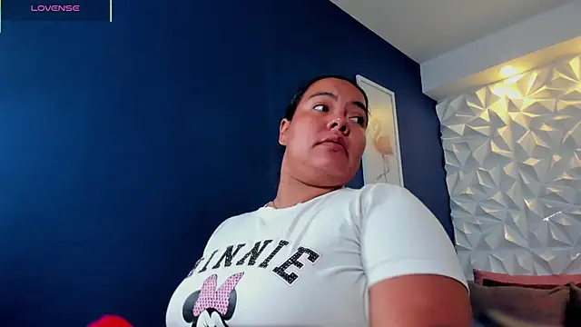 freya cole  online show from 11-06-25, 12:39