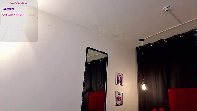 Snapshot of Angel-dragun chatting on 10-04-25, 03:04 Angel-dragun online show from 10-04-25, 03:04