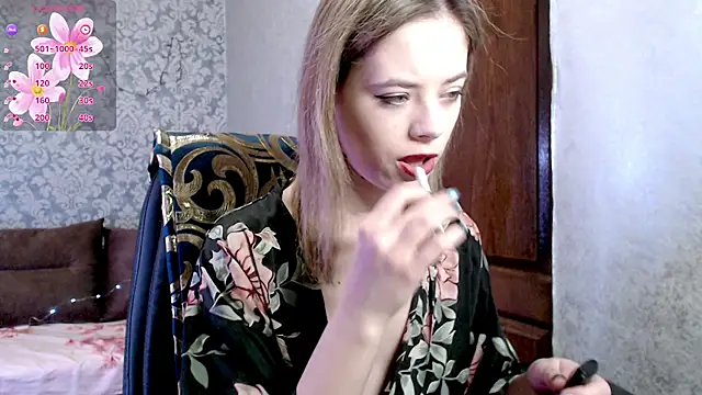 Kate  Loves online show from 02-09-26, 08:35