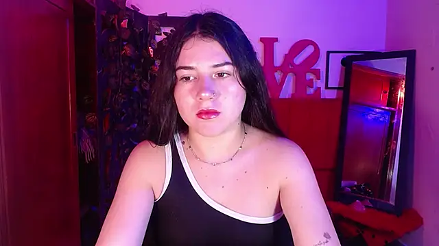 ilayra smith online show from 11-26-25, 08:10