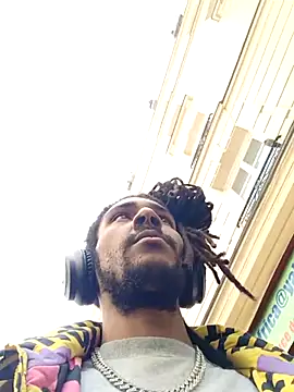 Mikaaa97 online show from 04-16-26, 11:55