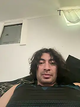 Snapshot of fifthbase007 chatting on 05-14-26, 02:35 fifthbase007 online show from 05-14-26, 02:35