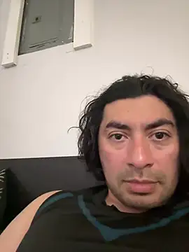Snapshot of fifthbase007 chatting on 05-18-26, 02:12 fifthbase007 online show from 05-18-26, 02:12