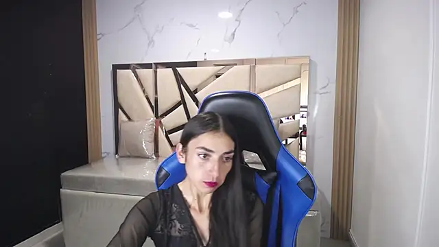 Maily a  online show from 11-07-25, 08:20