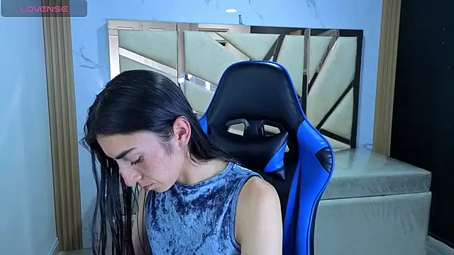 Maily a  online show from 02-28-26, 03:07