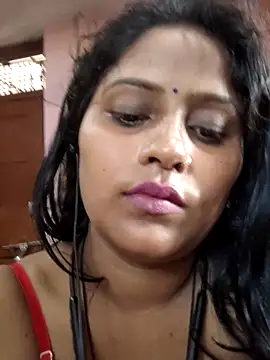 Jasmine Januja online show from 05-15-26, 11:56