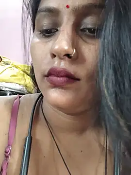 Jasmine Januja online show from 06-05-26, 02:18