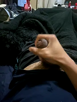 Snapshot of javieronMX chatting on 11-18-25, 10:41 javieronMX online show from 11-18-25, 10:41