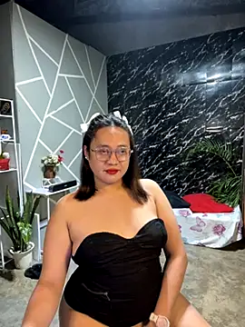 Snapshot of 1aquaticangel69 chatting on 11-05-25, 01:00 1aquaticangel69 online show from 11-05-25, 01:00