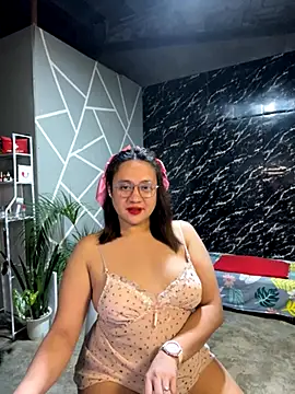 Snapshot of 1aquaticangel69 chatting on 11-21-25, 04:49 1aquaticangel69 online show from 11-21-25, 04:49