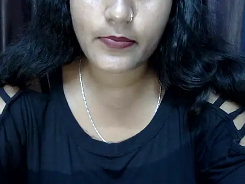 Snapshot of SURBHI_98 chatting on 09-22-25, 06:48 SURBHI 98 online show from 09-22-25, 06:48