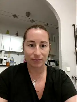 bichota85 online show from 10-05-25, 09:34