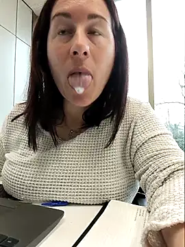 bichota85 online show from 03-04-26, 10:32