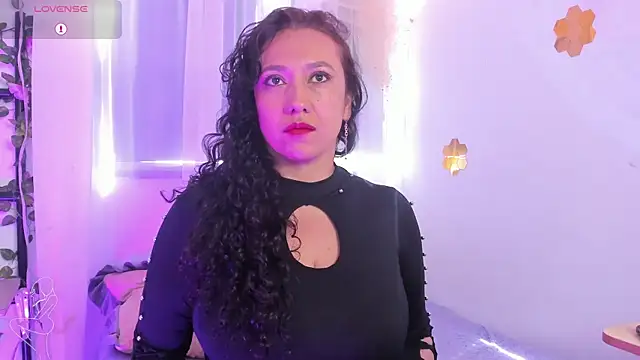 sharlot montalvo  online show from 01-09-26, 07:59