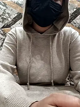 Sophia James  online show from 12-17-25, 08:48