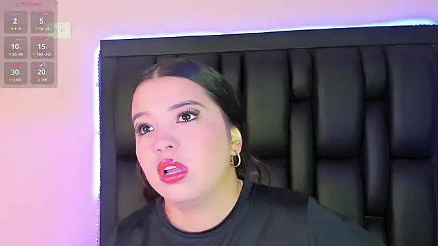 LunaWiill  online show from 11-14-25, 12:15