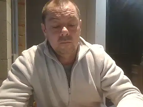 hugoboys4576 online show from 10-31-25, 03:57