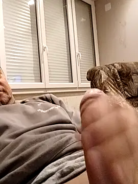 hugoboys4576 online show from 11-20-25, 06:24