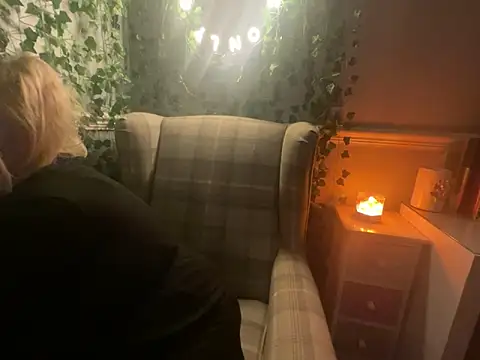 BonnyDesire online show from 11-21-25, 08:07