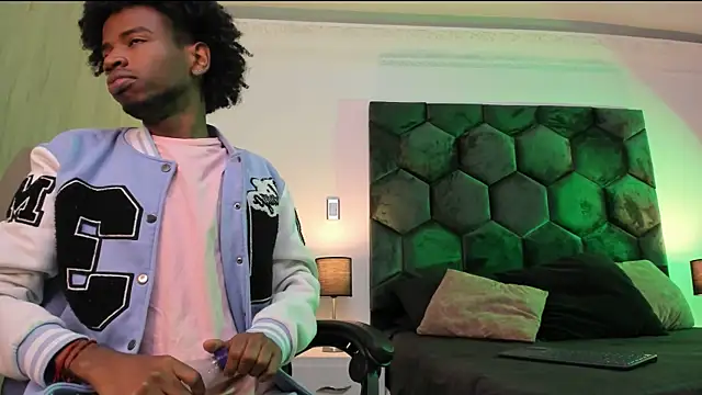 AllexJacob online show from 02-07-26, 01:04