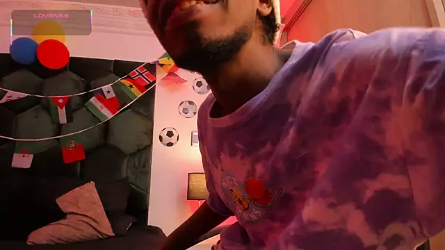 Snapshot of AllexJacob chatting on 06-19-26, 12:09 AllexJacob online show from 06-19-26, 12:09
