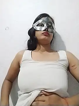 Snapshot of ms-naina chatting on 07-24-26, 06:39 ms-naina online show from 07-24-26, 06:39