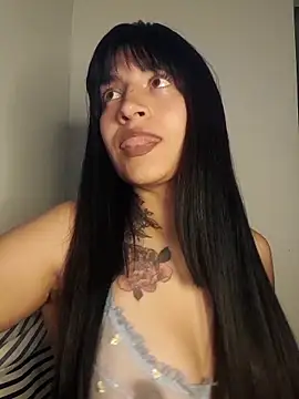 Snapshot of gabii_hardy chatting on 04-20-26, 02:14 gabii hardy online show from 04-20-26, 02:14