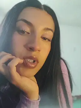 Snapshot of gabii_hardy chatting on 04-21-26, 04:12 gabii hardy online show from 04-21-26, 04:12