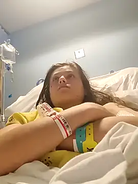 cicithtbitch online show from 10-31-25, 04:41