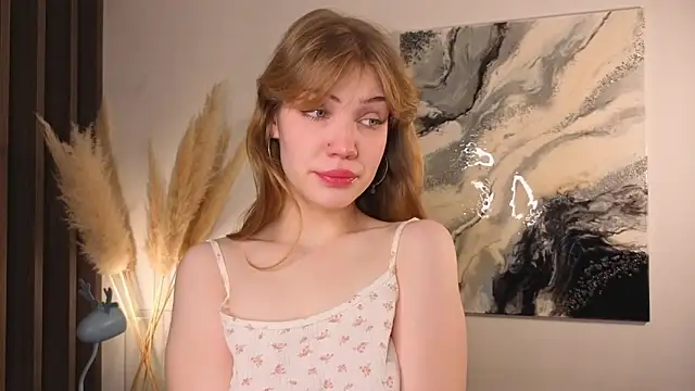 Snapshot of pienaple chatting on 01-11-26, 04:06 pienaple online show from 01-11-26, 04:06