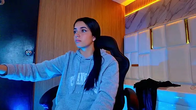 sophiadoll tf online show from 10-29-25, 08:43