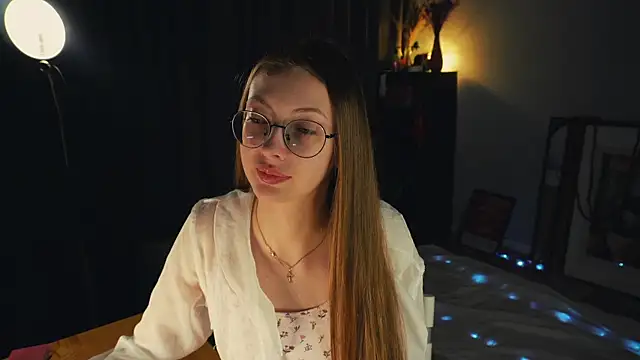 Snapshot of blissence chatting on 01-12-26, 03:06 blissence online show from 01-12-26, 03:06